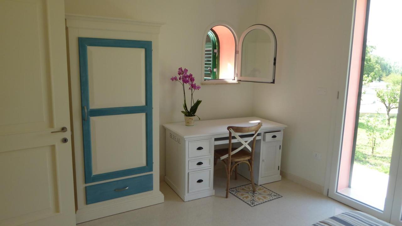 Villa Sirgole Rosa With Pool, Galatina Cutrofiano Buitenkant foto