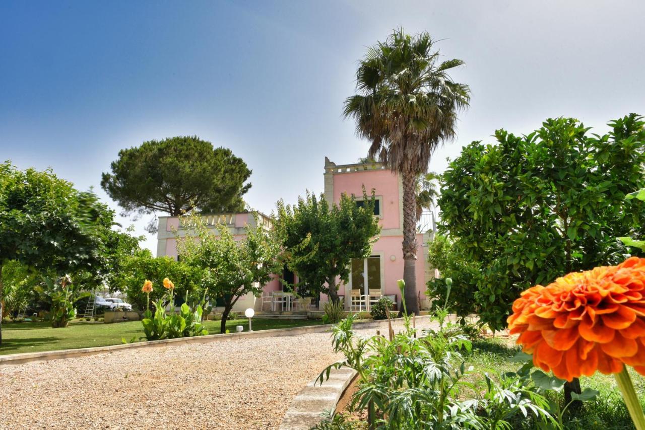 Villa Sirgole Rosa With Pool, Galatina Cutrofiano Buitenkant foto