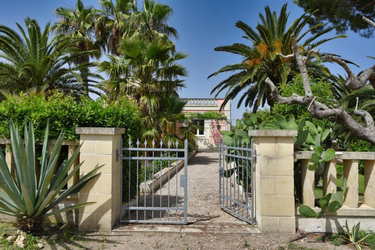 Villa Sirgole Rosa With Pool, Galatina Cutrofiano Buitenkant foto