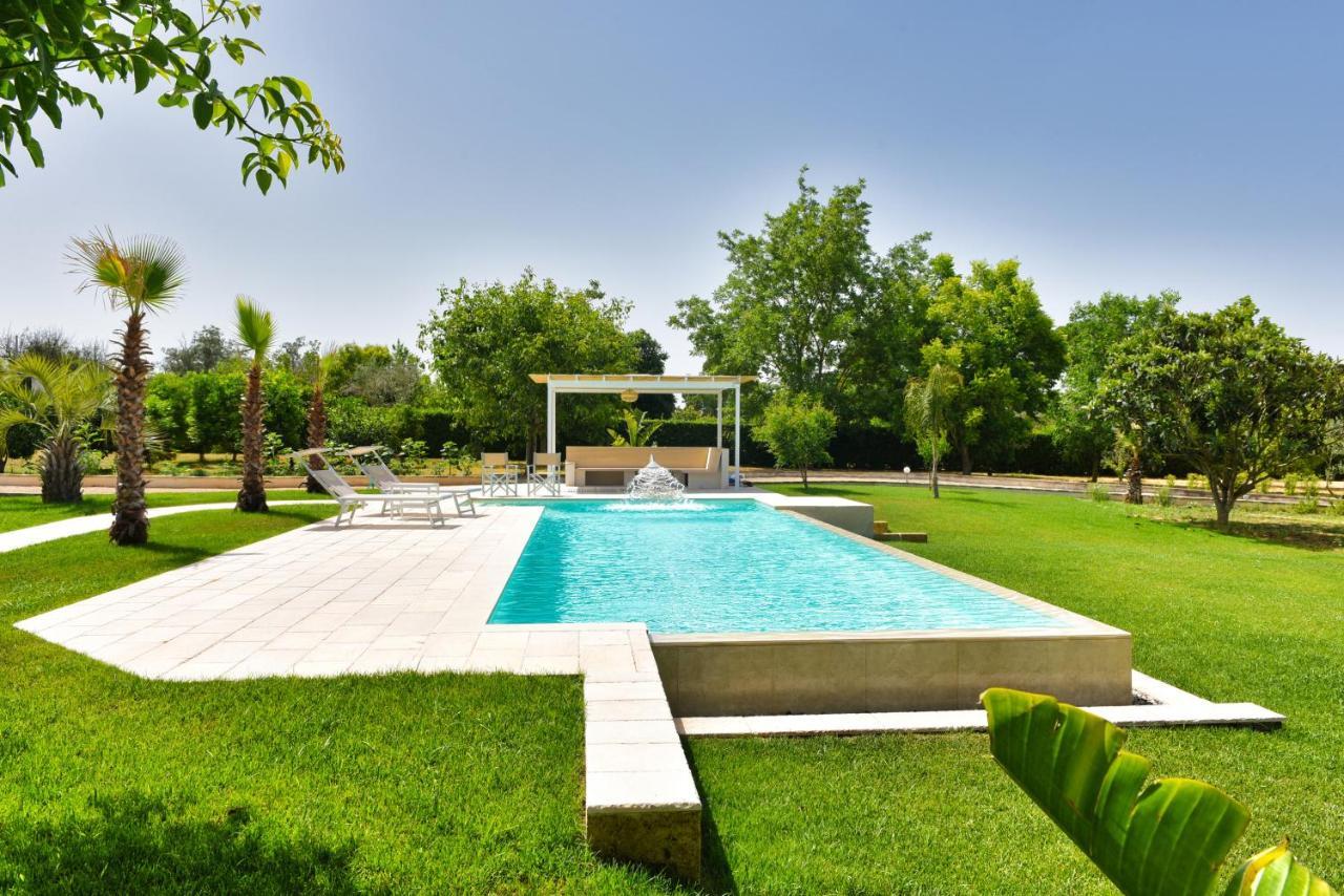 Villa Sirgole Rosa With Pool, Galatina Cutrofiano Buitenkant foto