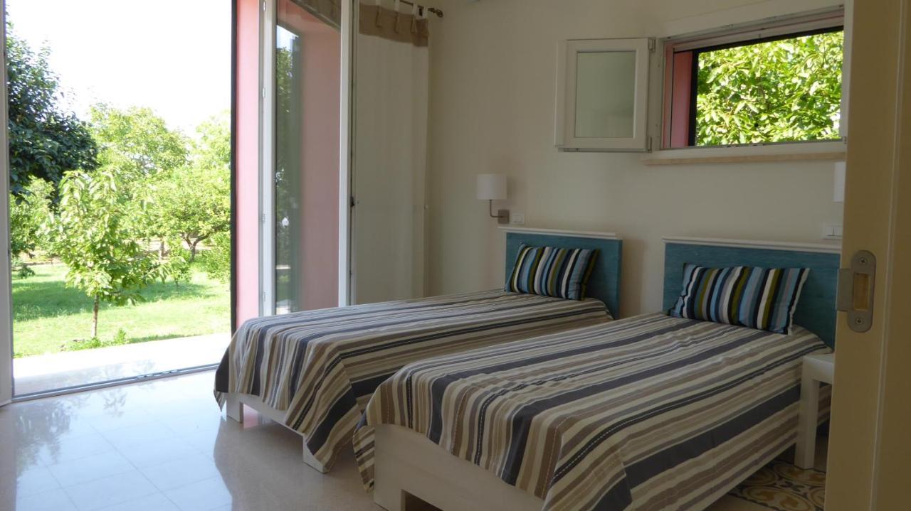 Villa Sirgole Rosa With Pool, Galatina Cutrofiano Buitenkant foto